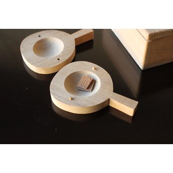 道場宗廣 夕顔 桐団扇香合 共箱　X391 