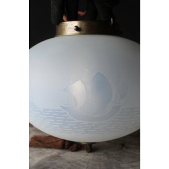 南蛮船 オパールセントガラス オーバル照明　A064 