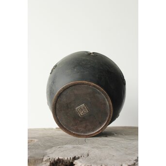 原田峯雲 菊唐草透かし銅花瓶　M349 