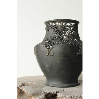 原田峯雲 菊唐草透かし銅花瓶　M349 