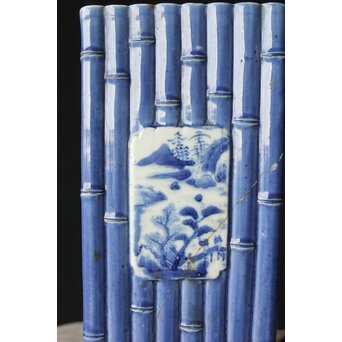 染付窓貫漢詩 竹節型花生/花瓶/四方瓶　P385 