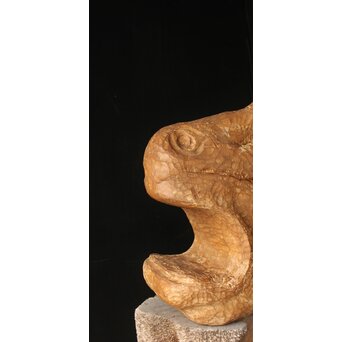 恐竜か 駱駝か 木彫オブジェ　X399 