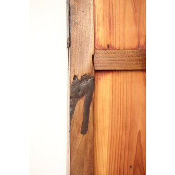 細身格子蔵戸　W090 節でしょうか　埋め痕あり