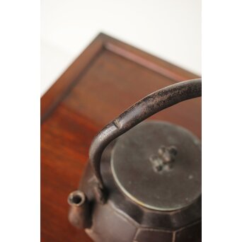 大国造〈福生積善〉四字陰字 鉄瓶/湯沸　M353 