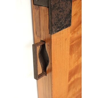 上杢 欅一枚板蔵戸　W093Y 