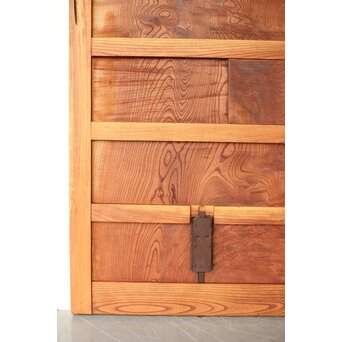 上杢 欅一枚板蔵戸　W093Y 