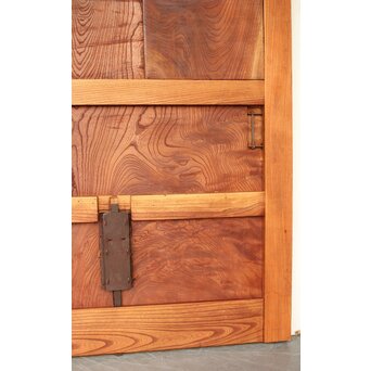 上杢 欅一枚板蔵戸　W093Y 