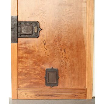 上杢 欅一枚板蔵戸　W093Y 