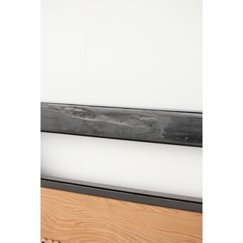 黒枠 菊と桐模様欄間 2枚1組　R0297 塗直し部分