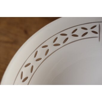 古手 乳白色ガラス被切子電笠　A070 