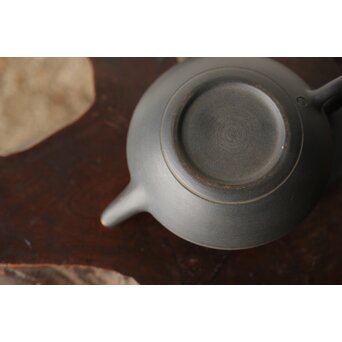 初代か 伊藤赤水 佐渡金山産 無名異製 茶注/急須　P342 