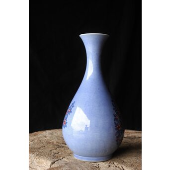 十三代 今泉今右衛門 色鍋島吹墨草花文花瓶 共箱　P346 