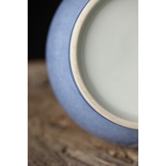 十三代 今泉今右衛門 色鍋島吹墨草花文花瓶 共箱　P346 