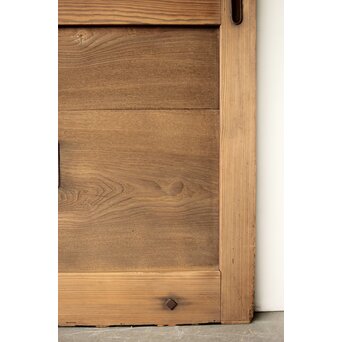 格子蔵戸　W101 腰板は栗の様です