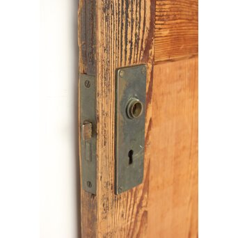 トタン張り レトロドア　B1032 ノブ欠損　金具自体は使用できる様子