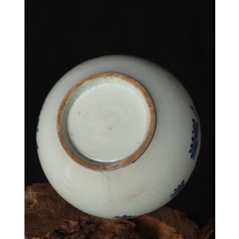 李朝中期 官窯廣州窯 分院里手 染付牡丹文壷【壺中居】解説書/貼紙　P352 