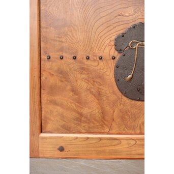 玉杢泡杢 上木目 欅一枚板蔵戸　W104Y 