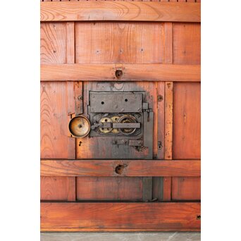 丸金具 天地板 総欅蔵戸　W105Y 