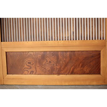 上木目欅板 格子戸 2枚1組　L1096 ウネリのある素敵な杢目です