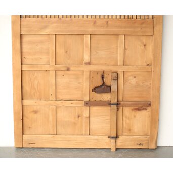 白木格子蔵戸　W108 こちらも清潔感ありです