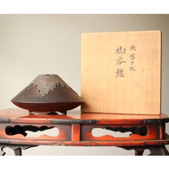 良勝作 富士型 鉄打出香炉　M364 