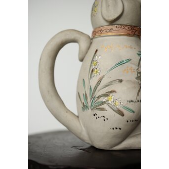 明治萬古 堀友直造 白泥色絵犬型 急須　P364 