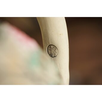 明治萬古 堀友直造 白泥色絵犬型 急須　P364 