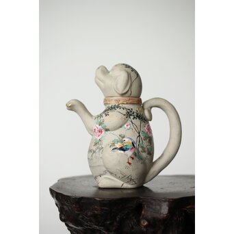 明治萬古 堀友直造 白泥色絵犬型 急須　P364 