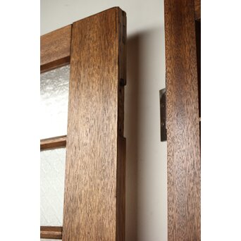 ラワンの洋館観音開きプレスガラスドア 3枚仕様　GD0181 ここを接続します