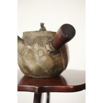 隺翁 砲口唐木手 錫急須　M368 