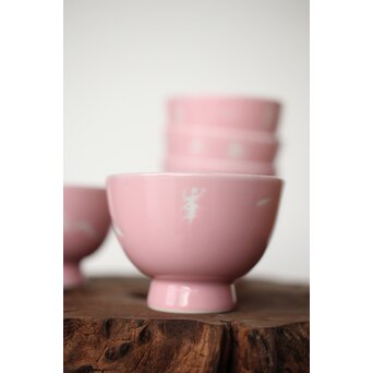 春峰作 桃色漢詩山景 煎茶碗六客　P407 