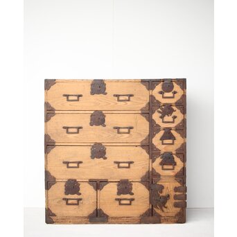 特殊金具 杉の衣装箪笥　C409