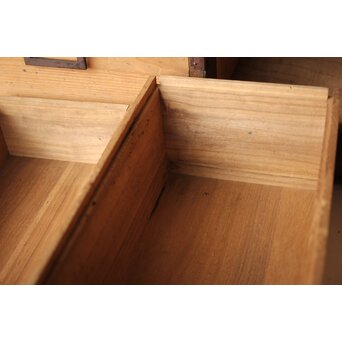 特殊金具 杉の衣装箪笥　C409 