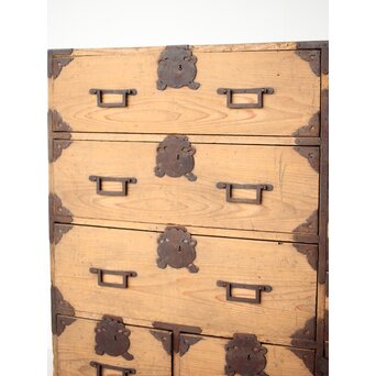 特殊金具 杉の衣装箪笥　C409 