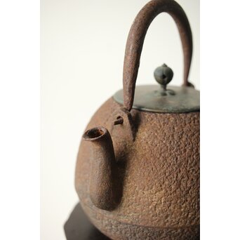 名越昌晴 大日本釜師長 鉄瓶/湯沸　M371 