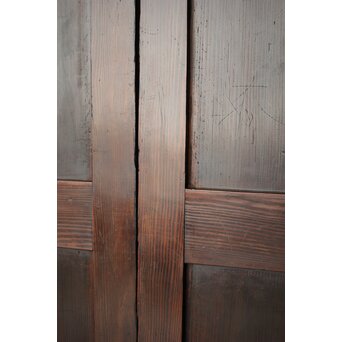 一枚板 飴色建具 2枚1組　B1043 枠は松の様子　重厚です