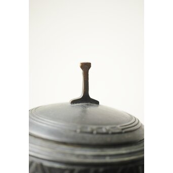 李王家美術工場造/美銘 大正四年 朝鮮鉄道記念/行啓記念 李朝鍋意四足香炉 2個　M376 