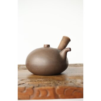 北越尼瀬之造 米和亭 ボーフラ 白泥急須　P417 