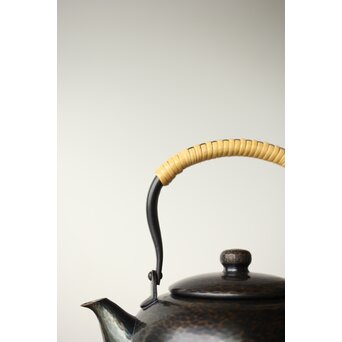 玉川堂 荒肌銅製急須 鎚起銅 小湯沸 共箱　M378 