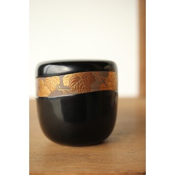 川端近左 蔦ノ細道大棗 内梨地 共箱　Q341 