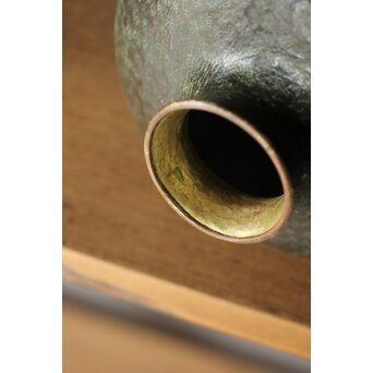 亮平作 打出紋 銅花器　M381 