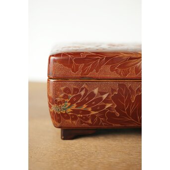 村上三彩彫 堆漆彫菓子器　Q342 