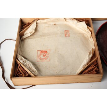 平壌府 松寿堂 紙捻漆器 山形茶盆/煎茶盆 朝鮮工芸 共箱　Q343 