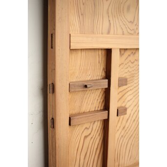 良杢目 一枚板杉の雪隠戸　B1054 