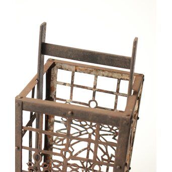 古鉄 桐紋行燈/灯籠　M386 