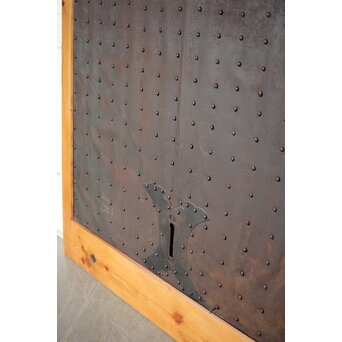 幅広 栗と鉄の蔵戸　W126YD 