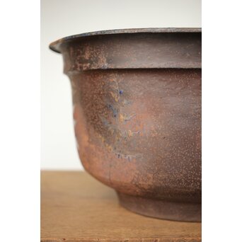 鉄仏餉鉢風 鉄打出 羊歯七宝瓶掛 M387 