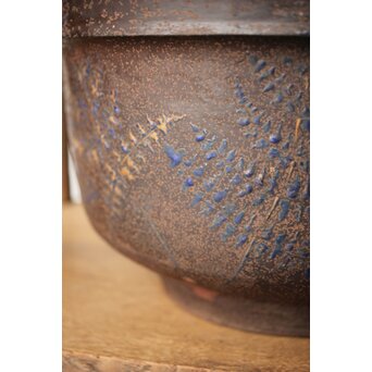 鉄仏餉鉢風 鉄打出 羊歯七宝瓶掛 M387 