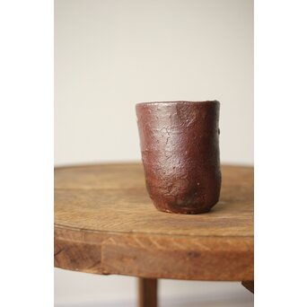 沖縄の鬼才 國吉清尚/国吉 焼締 湯呑 酒杯 共箱　P438 