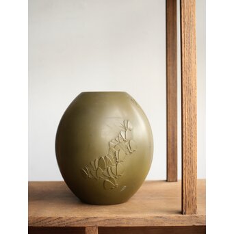 津田信夫/大寿 ブロンズ 蝶紋花瓶　M389 